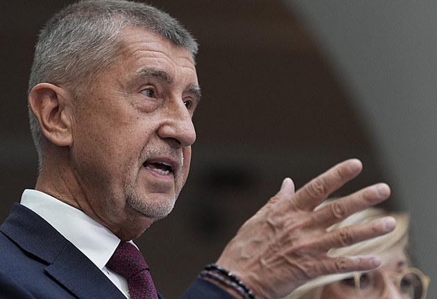 ANO slíbí lidem bezúročné půjčky na první bydlení i penzijní věk znovu 65 let
