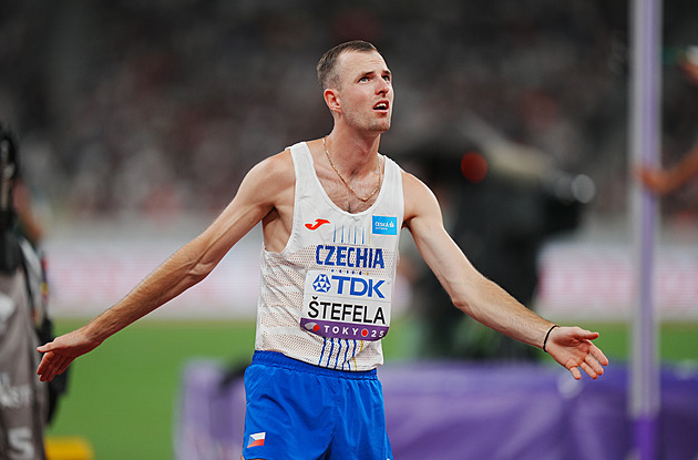 MS v atletice ONLINE: Štefela prošel hladce do finále, Vondrová v rozbězích končí