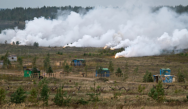 Podívejte se na cokoli. Bělorusové pozvali Američany na manévry s Ruskem