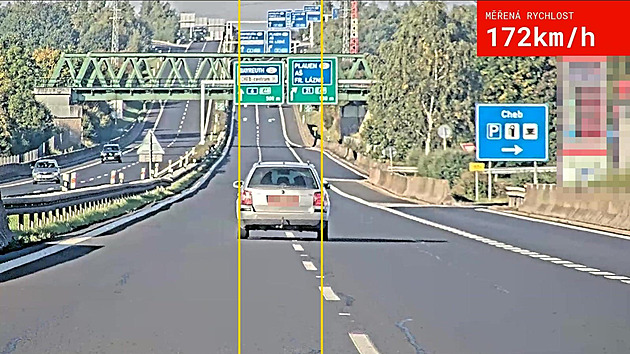 Řidič prosvištěl kolem policie na D6 rychlostí 172 km/h, při kontrole nadýchal