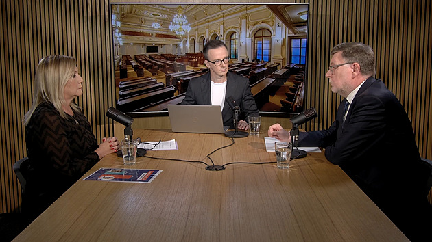 Stanjura: Rozpočet ANO schvalovalo ÚV KSČ. Schillerová: Nebuďte ideolog