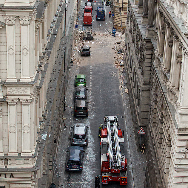 Ohlušující exploze v centru Prahy. Desítky osob byly zraněny, kvůli dávné nedbalosti