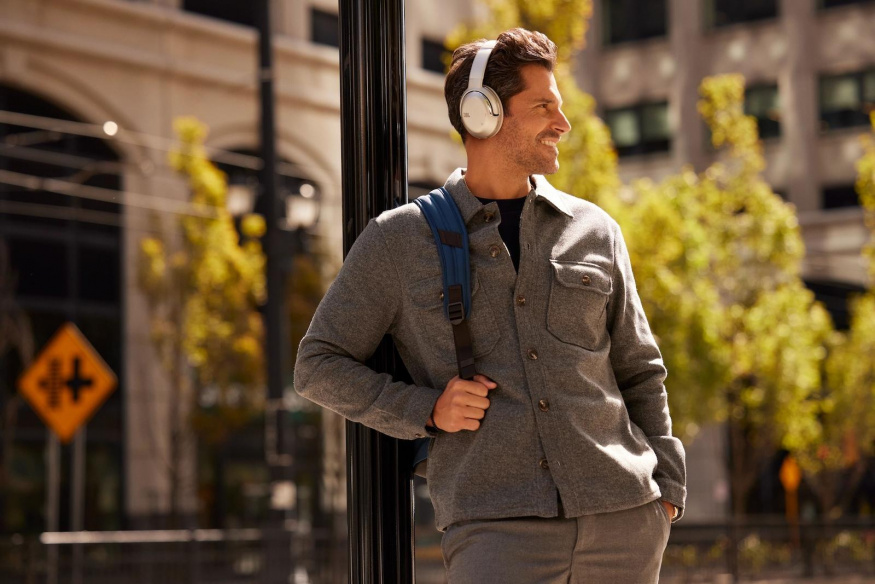 Vyhlášení soutěže: sluchátka JBL Tour One M3 včetně Smart TX s barevným displejem získává…