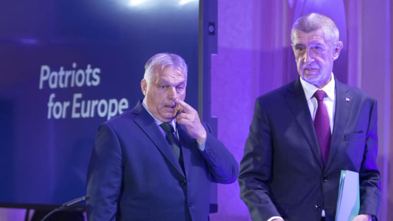 Do čela Česka se vrací Orbánův spojenec, píší v Maďarsku. Překvapení neočekávají