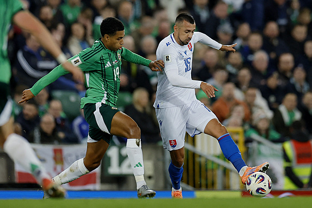 Oslabení Slováci padli v Severním Irsku, Němci se posunuli do čela skupiny