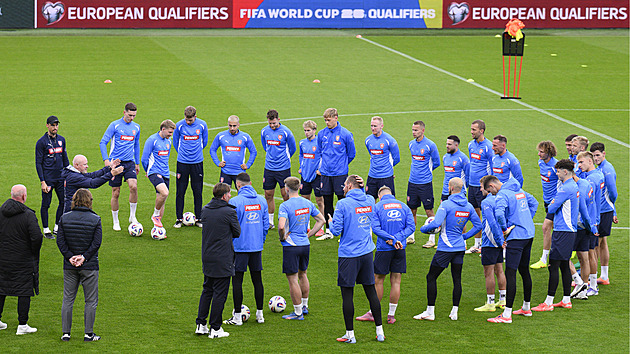 Hlavně outsidera nepodcenit. Čtenáři by proti Faerům nasadili nejsilnější sestavu