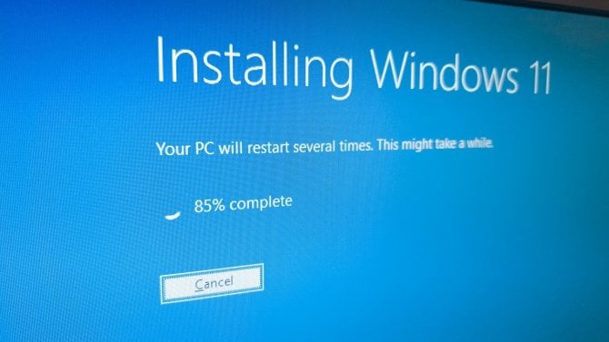 Podpora Windows 10 ve světě končí, Microsoftu se ale rozbila aplikace pro čistou instalaci jedenáctek