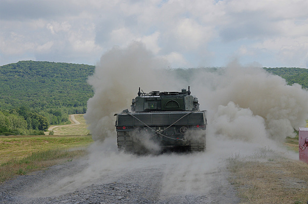 Těžké tanky jsou nad limit. Libavá chce po ministerstvu peníze na opravu silnic