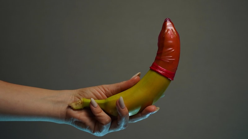 Kondom na banánu? Minulost. Sexuální výchova prochází revolucí, vliv má generace Z