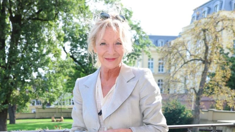 Blízká přítelkyně Vilmy Cibulkové promluvila. Co se s herečkou děje?