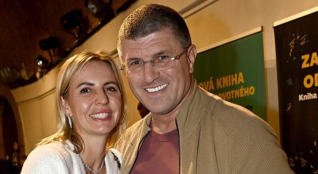 Nic by ze života neměla, říká Leon Tsoukernik na adresu Ivany Gottové a muzea