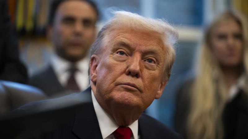 Trump izoluje Venezuelu ze vzduchu. Vyslal vzkaz aerolinkám i drogovým dealerům