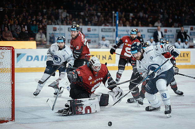 ONLINE: Plzeň - Sparta. Sedmý zápas o všechno, kdo postoupí do semifinále?