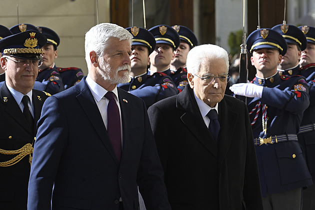 Italský prezident Mattarella přijel za Pavlem, na letišti ho vítal Macinka