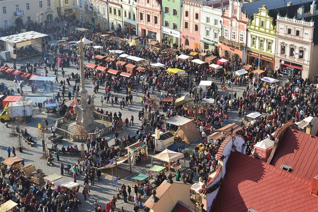 Brod ožije trhy. K řemeslníkům se přidají XIII. století, šermíři a oslavy města