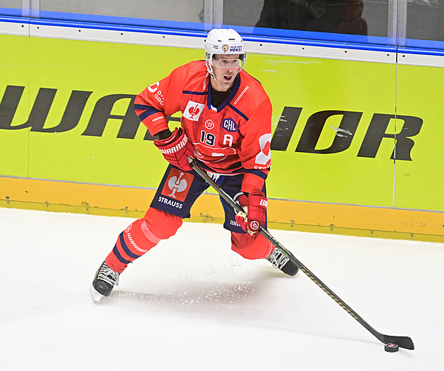 Pardubice – Hradec Králové: Kde sledovat extraligu živě, sázkové kurzy
