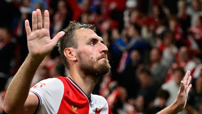 Slavia se štěstím přetlačila Plzeň. Zápas rozhodl až v nastavení z opakované penalty Chorý