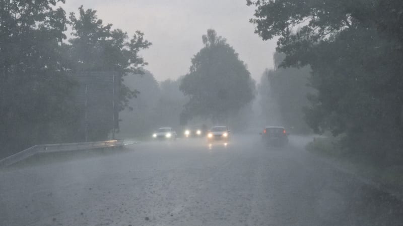 RADAR: V Česku udeří deště. Čeká se i výrazná sněhová nadílka, místy až desítky centimetrů
